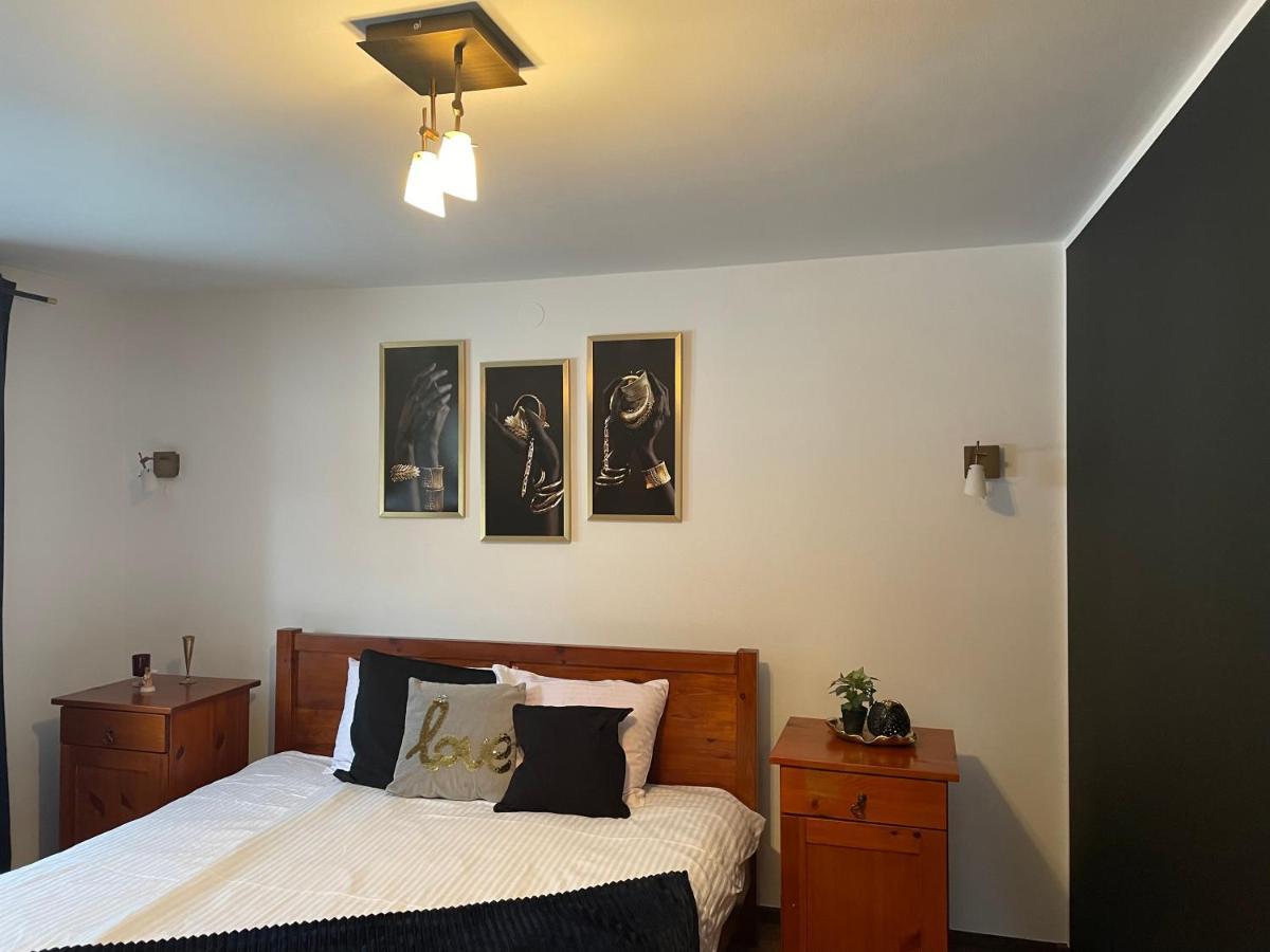 بورونين Apartamenty I Pokoje U Staszelow المظهر الخارجي الصورة